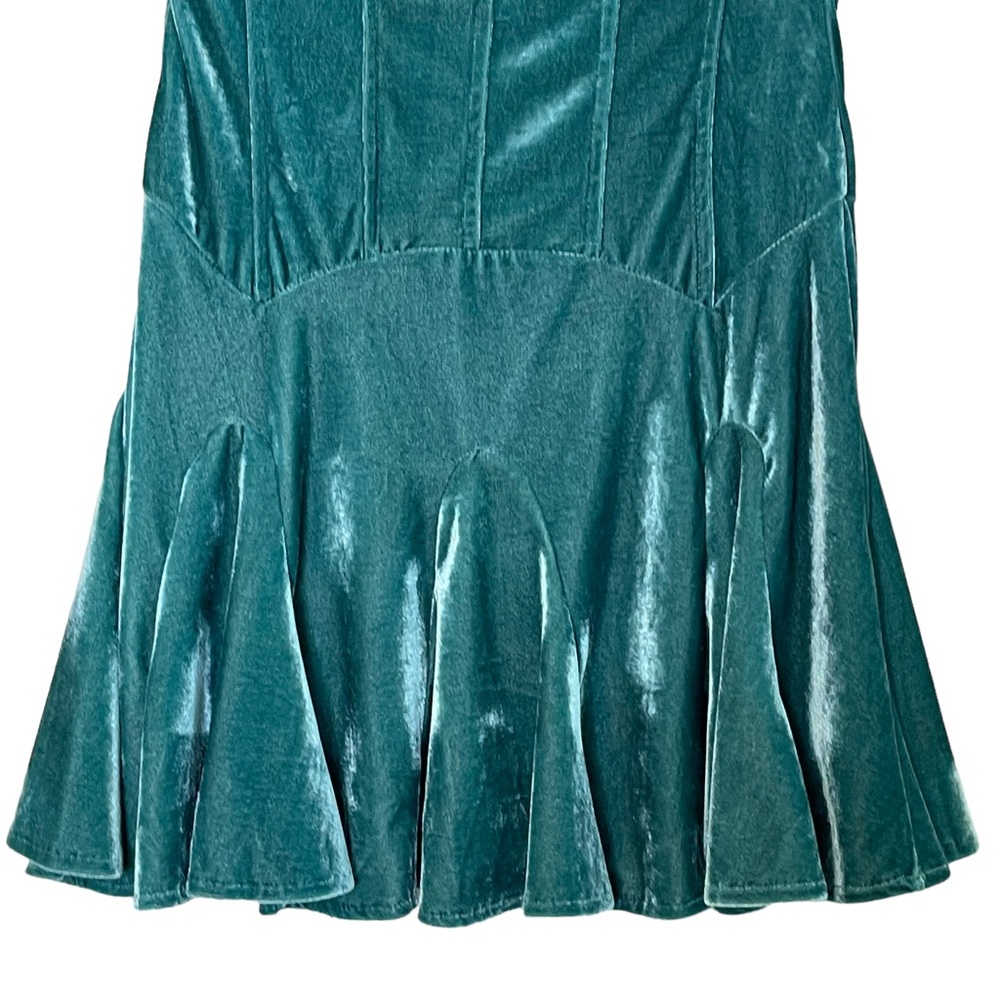 Urban Outfitters NWT Antoinette Velvet Bustier Pleated Hem Mini Dress Size M - Picture 6 of 15